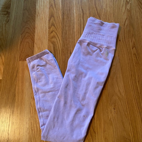 Free People Movement Good Karma Leggings in Lavender - Picture 9 of 9